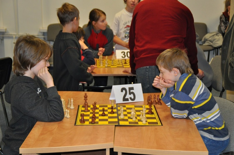 Zdjęcie w galerii na portalu naszwodzislaw.com: Szachowi mistrzowie wyłonieni  wiadomości z regionu