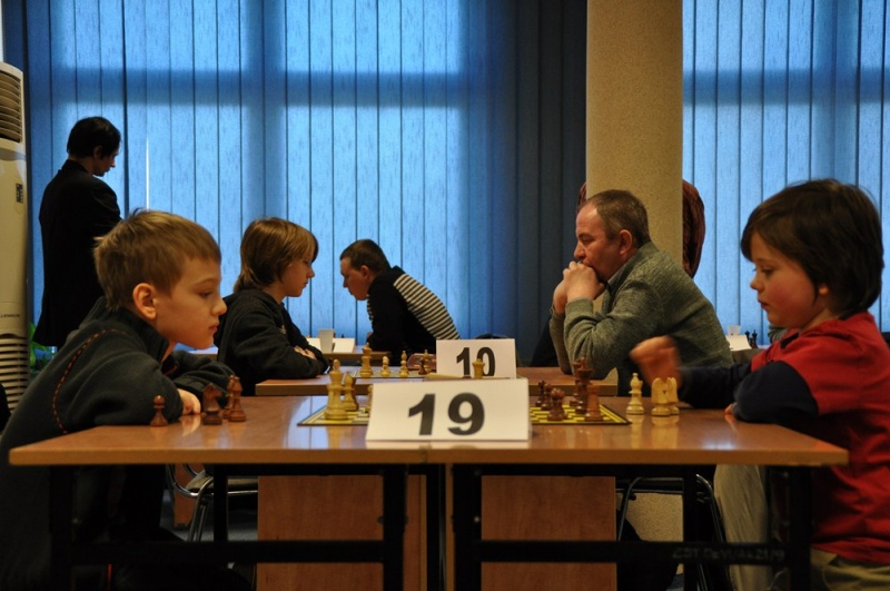 Zdjęcie w galerii na portalu naszwodzislaw.com: Szachowi mistrzowie wyłonieni  wiadomości z regionu