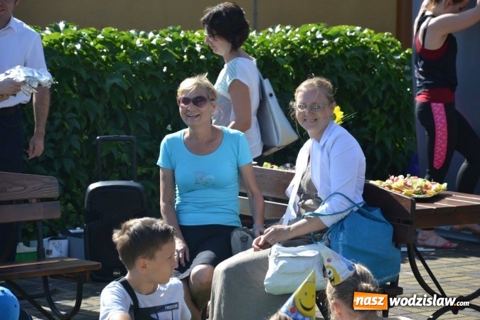 Zdjęcie w galerii na portalu naszwodzislaw.com: Radlin: Pierwsze śniadanie na trawie za nami wiadomości z regionu