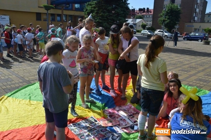 Zdjęcie w galerii na portalu naszwodzislaw.com: Radlin: Pierwsze śniadanie na trawie za nami wiadomości z regionu