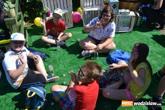Zdjęcie w galerii na portalu naszwodzislaw.com: Radlin: Pierwsze śniadanie na trawie za nami wiadomości z regionu