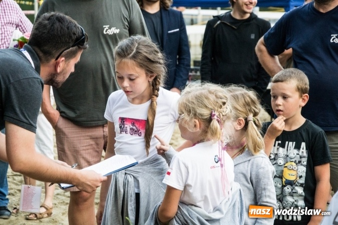 Zdjęcie w galerii na portalu naszwodzislaw.com: Najkrótsza noc roku nad wodzisławskim Balatonem  wiadomości z regionu