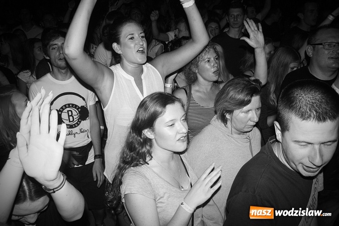 Zdjęcie w galerii na portalu naszwodzislaw.com: Tabu i Akurat. W Olzie hucznie powitali lato! wiadomości z regionu