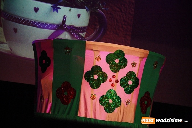 Zdjęcie w galerii na portalu naszwodzislaw.com: Wodzisław: Miraż świętuje 25-lecie. 120 tancerzy na scenie WCK wiadomości z regionu