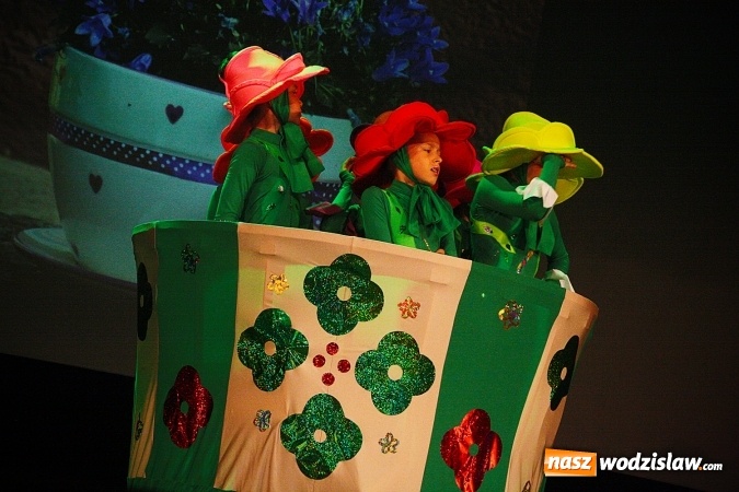 Zdjęcie w galerii na portalu naszwodzislaw.com: Wodzisław: Miraż świętuje 25-lecie. 120 tancerzy na scenie WCK wiadomości z regionu