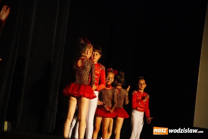 Zdjęcie w galerii na portalu naszwodzislaw.com: Wodzisław: Miraż świętuje 25-lecie. 120 tancerzy na scenie WCK wiadomości z regionu