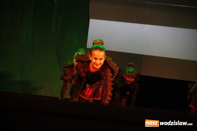 Zdjęcie w galerii na portalu naszwodzislaw.com: Wodzisław: Miraż świętuje 25-lecie. 120 tancerzy na scenie WCK wiadomości z regionu