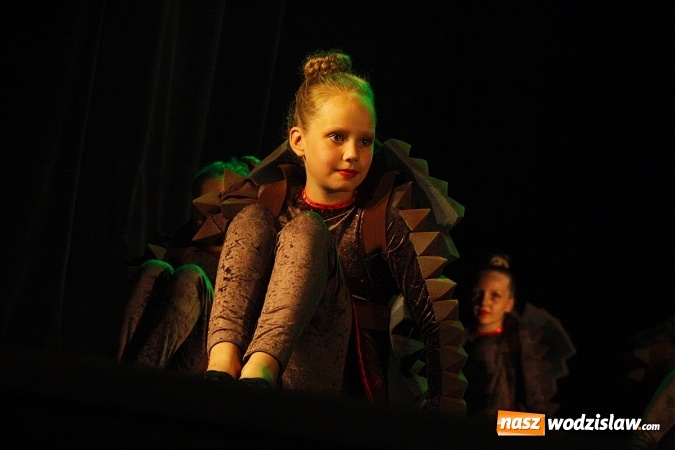 Zdjęcie w galerii na portalu naszwodzislaw.com: Wodzisław: Miraż świętuje 25-lecie. 120 tancerzy na scenie WCK wiadomości z regionu