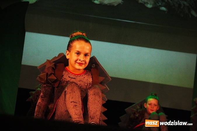 Zdjęcie w galerii na portalu naszwodzislaw.com: Wodzisław: Miraż świętuje 25-lecie. 120 tancerzy na scenie WCK wiadomości z regionu