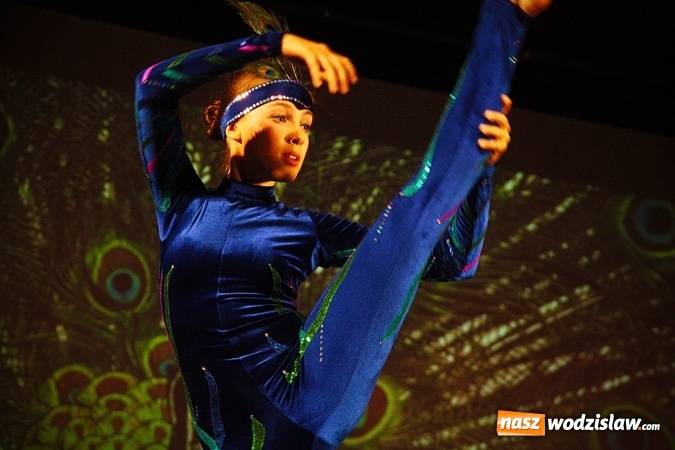 Zdjęcie w galerii na portalu naszwodzislaw.com: Wodzisław: Miraż świętuje 25-lecie. 120 tancerzy na scenie WCK wiadomości z regionu