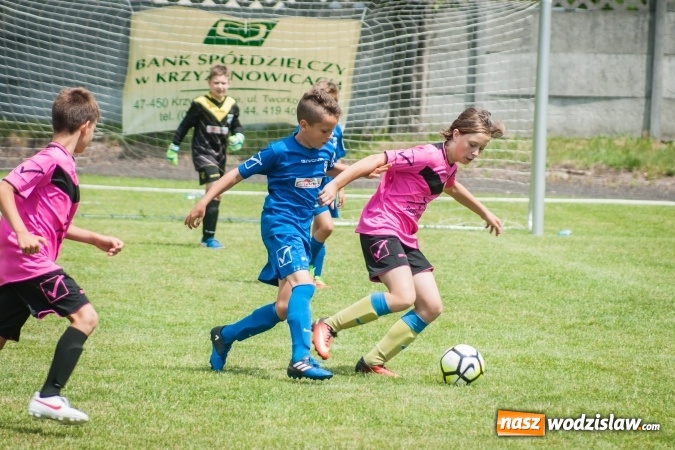 Zdjęcie w galerii na portalu naszwodzislaw.com: Zespoły z regionu na Tworków Cup 2017 wiadomości z regionu