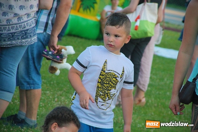 Zdjęcie w galerii na portalu naszwodzislaw.com: Monika Lewczuk zaśpiewała w Godowie wiadomości z regionu