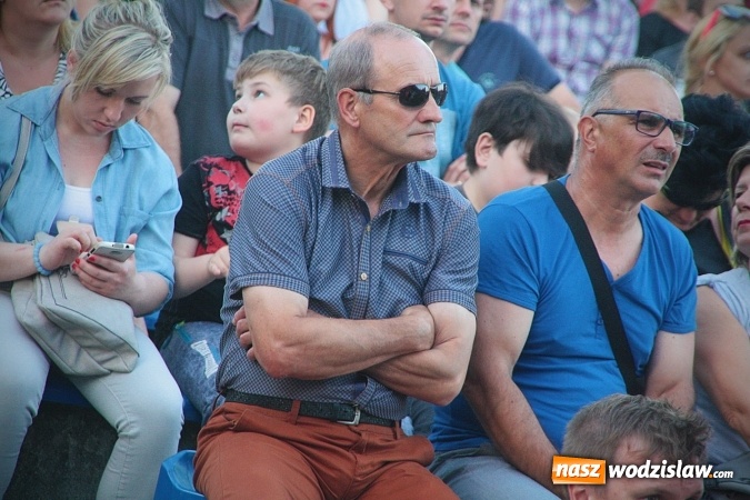Zdjęcie w galerii na portalu naszwodzislaw.com: Monika Lewczuk zaśpiewała w Godowie wiadomości z regionu