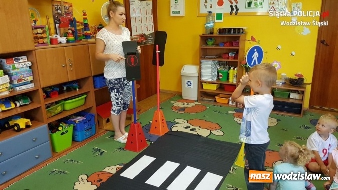 Zdjęcie w galerii na portalu naszwodzislaw.com: Pszów: z przedszkolakami o bezpieczeństwie przed wakacjami wiadomości z regionu