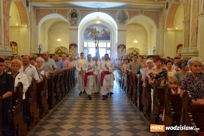Zdjęcie w galerii na portalu naszwodzislaw.com: Pszów: Odpust parafialny ku czci św. Apostołów Piotra i Pawła. ZDJĘCIA wiadomości z regionu