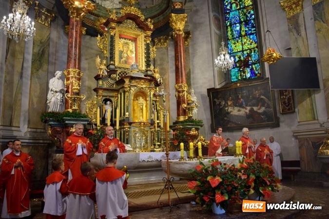 Zdjęcie w galerii na portalu naszwodzislaw.com: Pszów: Odpust parafialny ku czci św. Apostołów Piotra i Pawła. ZDJĘCIA wiadomości z regionu