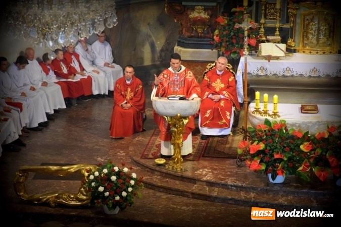 Zdjęcie w galerii na portalu naszwodzislaw.com: Pszów: Odpust parafialny ku czci św. Apostołów Piotra i Pawła. ZDJĘCIA wiadomości z regionu