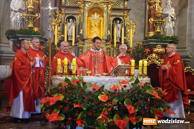 Zdjęcie w galerii na portalu naszwodzislaw.com: Pszów: Odpust parafialny ku czci św. Apostołów Piotra i Pawła. ZDJĘCIA wiadomości z regionu