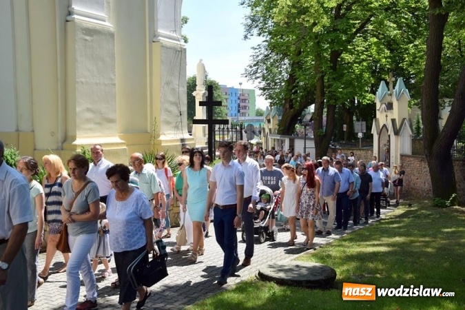 Zdjęcie w galerii na portalu naszwodzislaw.com: Pszów: Odpust parafialny ku czci św. Apostołów Piotra i Pawła. ZDJĘCIA wiadomości z regionu