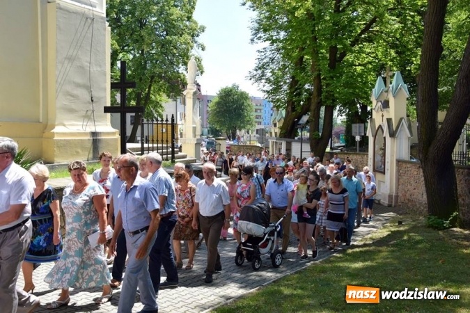 Zdjęcie w galerii na portalu naszwodzislaw.com: Pszów: Odpust parafialny ku czci św. Apostołów Piotra i Pawła. ZDJĘCIA wiadomości z regionu