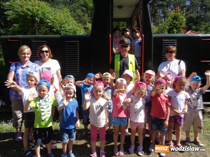 Zdjęcie w galerii na portalu naszwodzislaw.com: Przedszkolaki z wodzisławskiej 18 zawitały do Rud Raciborskich i Stanicy  wiadomości z regionu