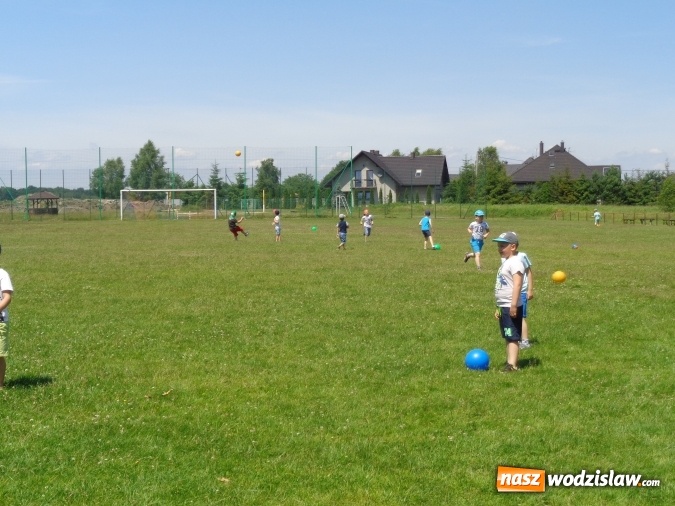 Zdjęcie w galerii na portalu naszwodzislaw.com: Przedszkolaki z wodzisławskiej 18 zawitały do Rud Raciborskich i Stanicy  wiadomości z regionu