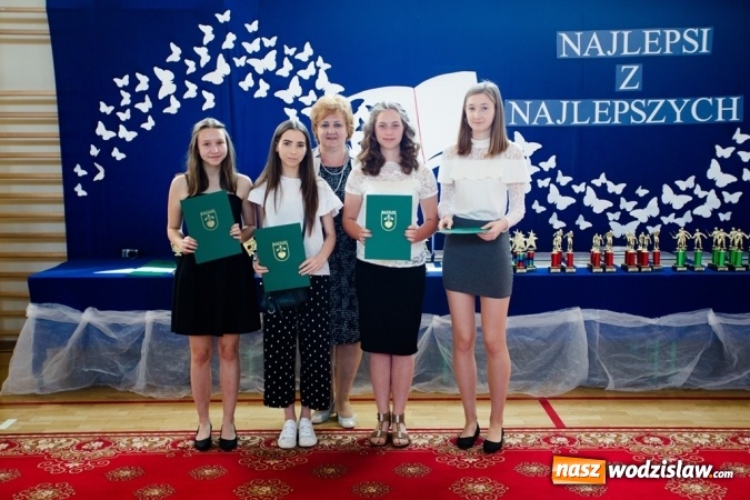 Zdjęcie w galerii na portalu naszwodzislaw.com: Radlińskie Oskary rozdane. ZDJĘCIA wiadomości z regionu