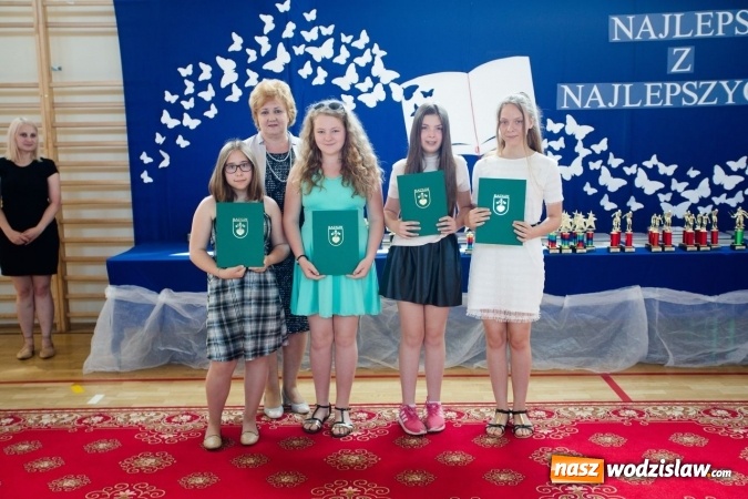 Zdjęcie w galerii na portalu naszwodzislaw.com: Radlińskie Oskary rozdane. ZDJĘCIA wiadomości z regionu