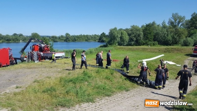 Zdjęcie w galerii na portalu naszwodzislaw.com: Ćwiczenia przeciwpowodziowe na polderze Buk&oacute;w. ZDJĘCIA wiadomości z regionu