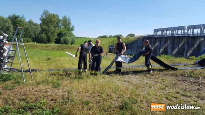 Zdjęcie w galerii na portalu naszwodzislaw.com: Ćwiczenia przeciwpowodziowe na polderze Buk&oacute;w. ZDJĘCIA wiadomości z regionu