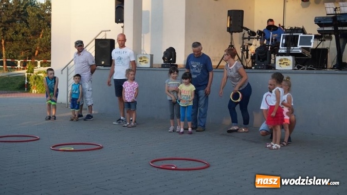 Zdjęcie w galerii na portalu naszwodzislaw.com: Płomień Połomia uczcił awans do V ligi piknikiem sportowym wiadomości z regionu