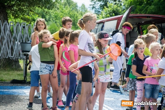 Zdjęcie w galerii na portalu naszwodzislaw.com: Artystyczne Podwórko. Gry i zabawy dla dzieci w wodzisławskiej dzielnicy Wilchwy wiadomości z regionu