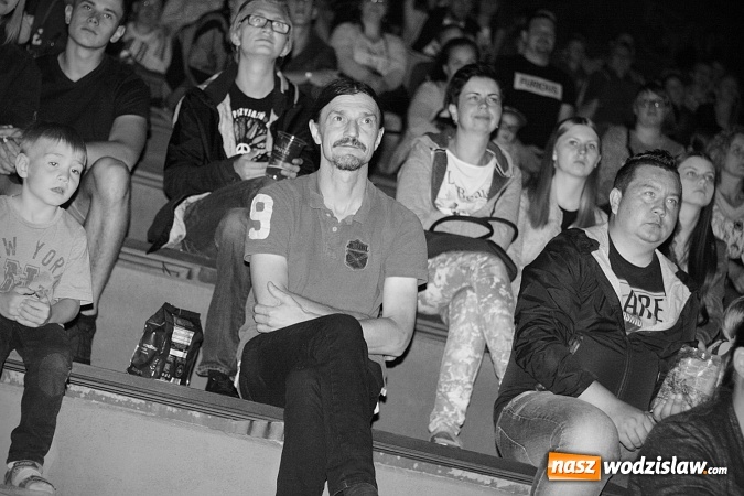 Zdjęcie w galerii na portalu naszwodzislaw.com: Kino pod chmurką i z deszczem  wiadomości z regionu