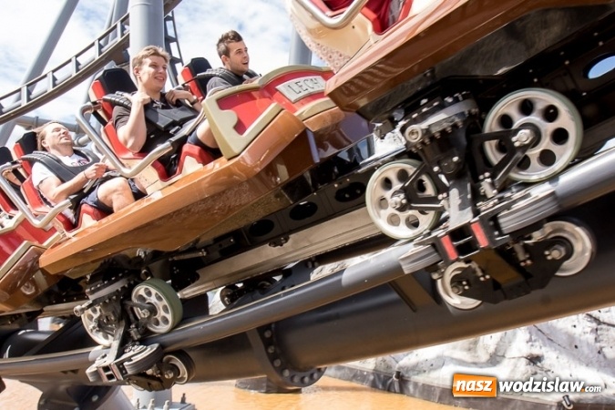 Zdjęcie w galerii na portalu naszwodzislaw.com: 104 sekundy na adrenalinie. Ruszył największy rollercoaster w Polsce wiadomości z regionu