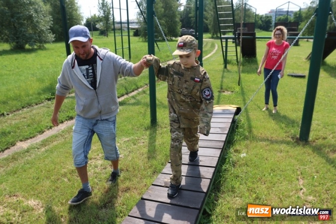 Zdjęcie w galerii na portalu naszwodzislaw.com: Siedmioletni chłopiec z Wodzisławia Śl. został antyterrorystą! wiadomości z regionu