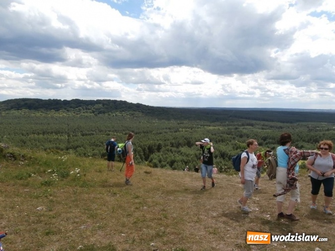 Zdjęcie w galerii na portalu naszwodzislaw.com: Podziwiali uroki Jury Krakowsko-Częstochowskiej  wiadomości z regionu