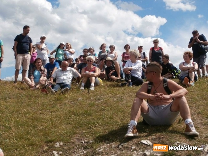 Zdjęcie w galerii na portalu naszwodzislaw.com: Podziwiali uroki Jury Krakowsko-Częstochowskiej  wiadomości z regionu