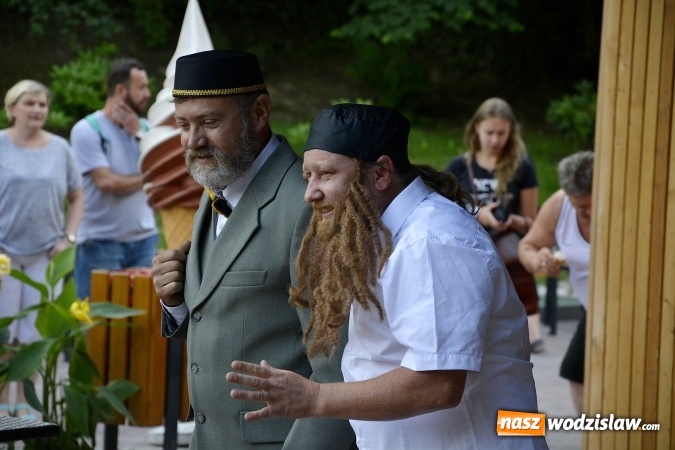 Zdjęcie w galerii na portalu naszwodzislaw.com: Teatr Wodzisławskiej Ulicy bawił w Radlinie  wiadomości z regionu