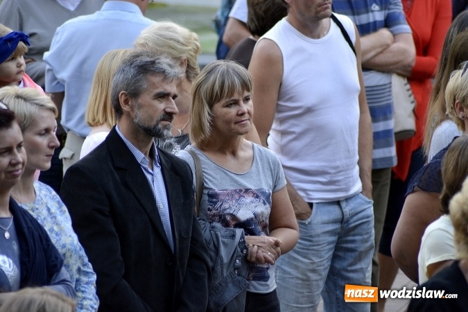 Zdjęcie w galerii na portalu naszwodzislaw.com: Teatr Wodzisławskiej Ulicy bawił w Radlinie  wiadomości z regionu