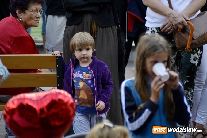Zdjęcie w galerii na portalu naszwodzislaw.com: Teatr Wodzisławskiej Ulicy bawił w Radlinie  wiadomości z regionu