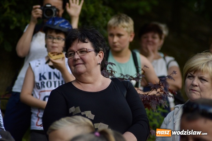 Zdjęcie w galerii na portalu naszwodzislaw.com: Teatr Wodzisławskiej Ulicy bawił w Radlinie  wiadomości z regionu