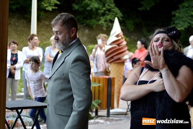 Zdjęcie w galerii na portalu naszwodzislaw.com: Teatr Wodzisławskiej Ulicy bawił w Radlinie  wiadomości z regionu