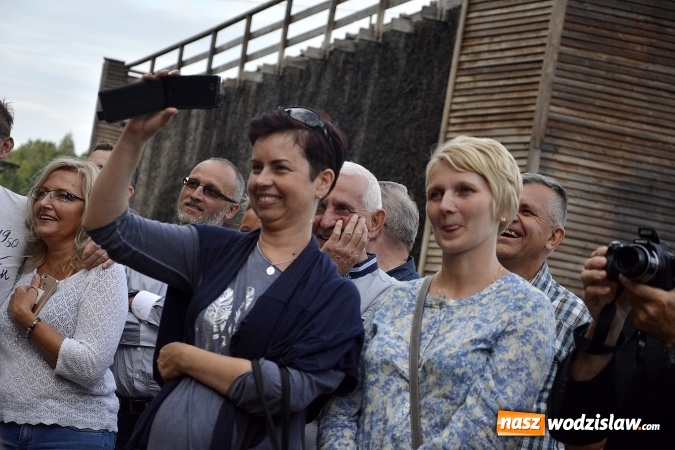 Zdjęcie w galerii na portalu naszwodzislaw.com: Teatr Wodzisławskiej Ulicy bawił w Radlinie  wiadomości z regionu