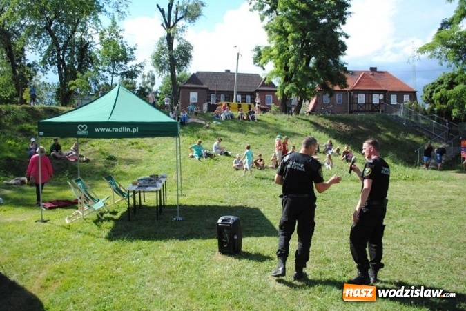 Zdjęcie w galerii na portalu naszwodzislaw.com: W Radlinie psy obchodziły swoje święto. Przygotowano nawet... tort  wiadomości z regionu