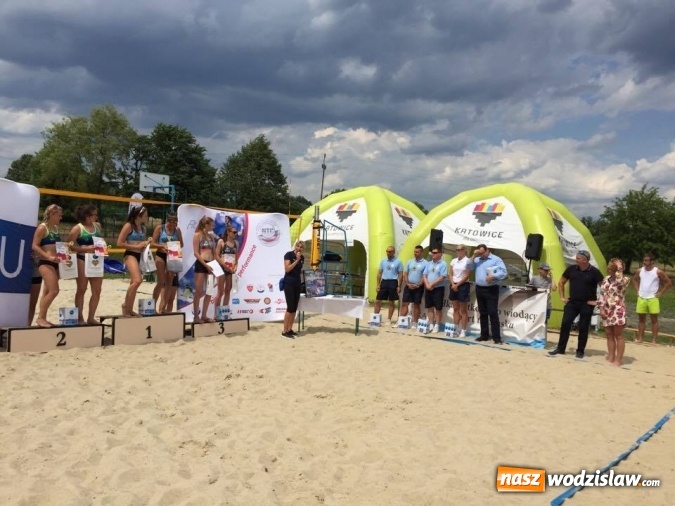 Zdjęcie w galerii na portalu naszwodzislaw.com: Siatkarki Zorzy ponownie w finale Mistrzostw Polski!  wiadomości z regionu