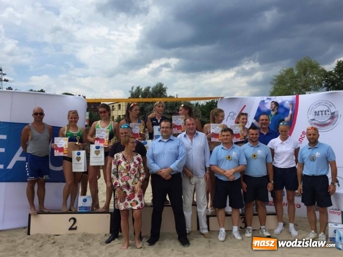 Zdjęcie w galerii na portalu naszwodzislaw.com: Siatkarki Zorzy ponownie w finale Mistrzostw Polski!  wiadomości z regionu