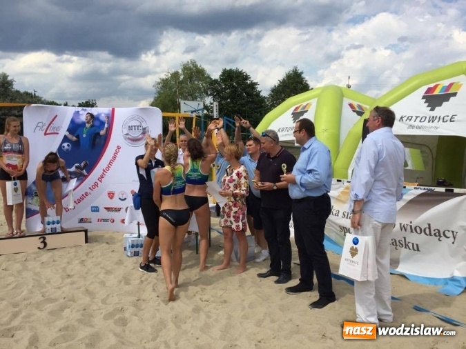 Zdjęcie w galerii na portalu naszwodzislaw.com: Siatkarki Zorzy ponownie w finale Mistrzostw Polski!  wiadomości z regionu