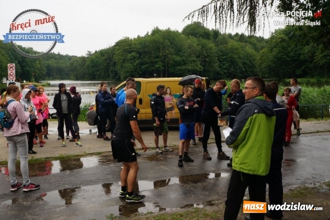 Zdjęcie w galerii na portalu naszwodzislaw.com: Sportowców kręci bezpieczeństwo nad wodą wiadomości z regionu