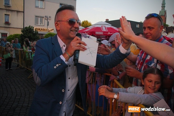 Zdjęcie w galerii na portalu naszwodzislaw.com: Zespół Solaris bawił w Rydułtowach. ZDJĘCIA  wiadomości z regionu