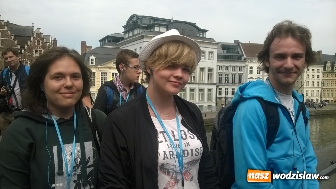 Zdjęcie w galerii na portalu naszwodzislaw.com: W nagrodę zwiedzili m.in. Parlament Europejski w Brukseli wiadomości z regionu